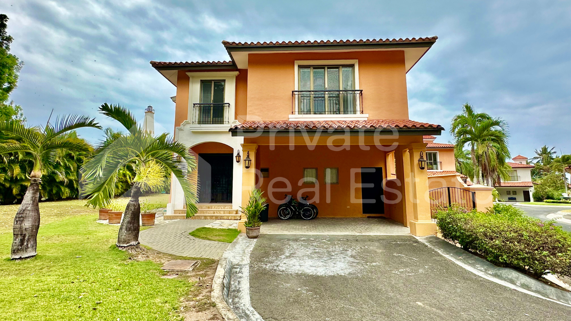 Venta de casa en la playa  Cocle Buenaventura  Riviera del Mar Oeste