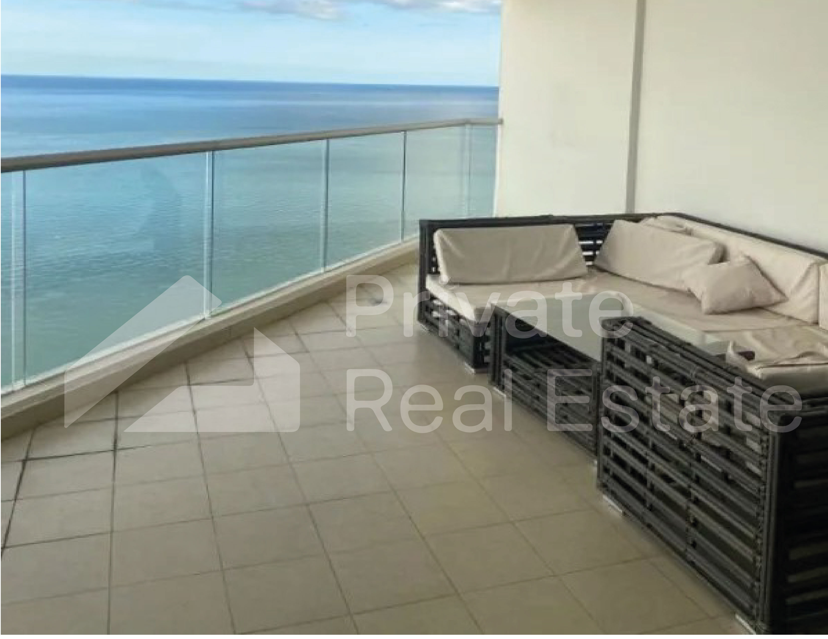 Venta de Apartamento en Avenida Balboa, PH Rivage