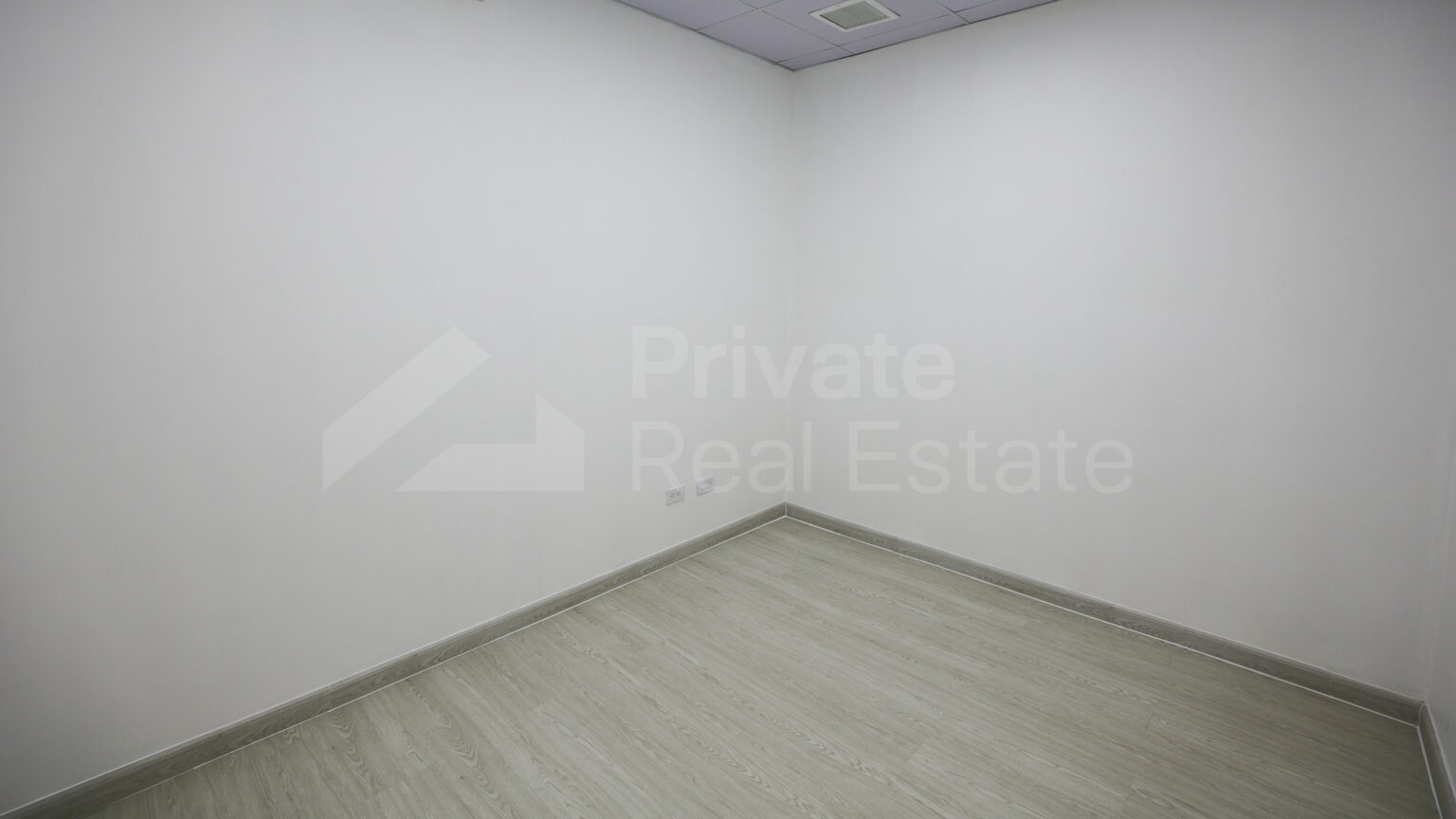 PRE438-7111118000006745012