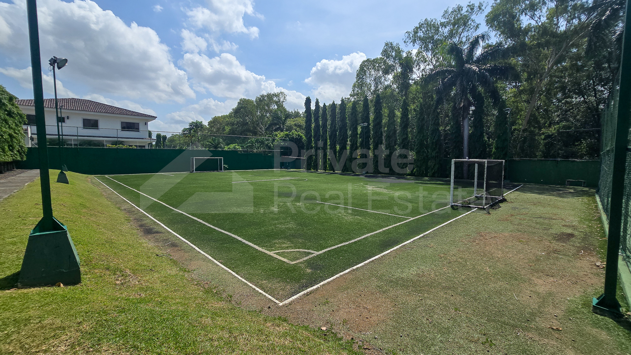 PRE463-7111118000007204065