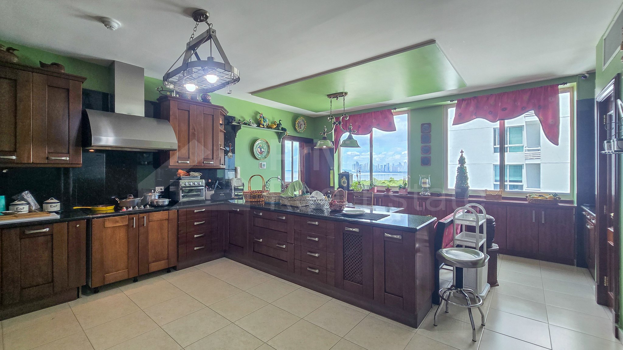 PRE509-7111118000009758031